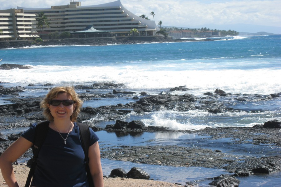 ../image/julie and royal kona from seawall.jpg